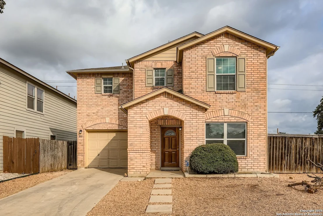 Photo of 203 Adelaide Oaks