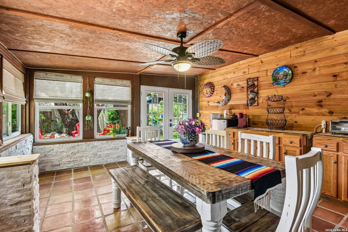 Photo of 15519 Long Creek
