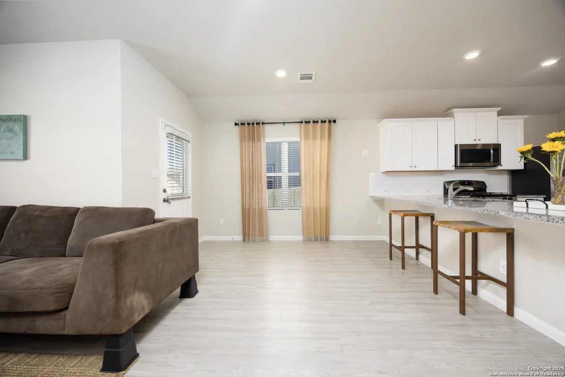 Photo of 6023 Akin Stroll
