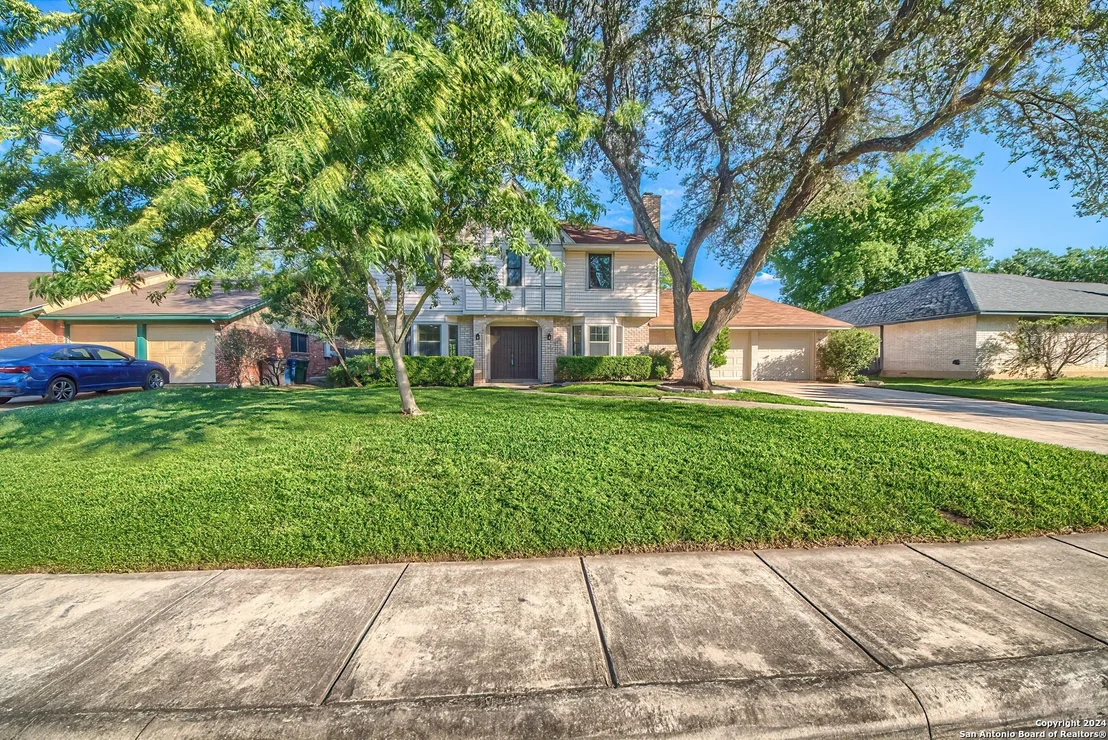 Photo of 2818 Mayfair Dr