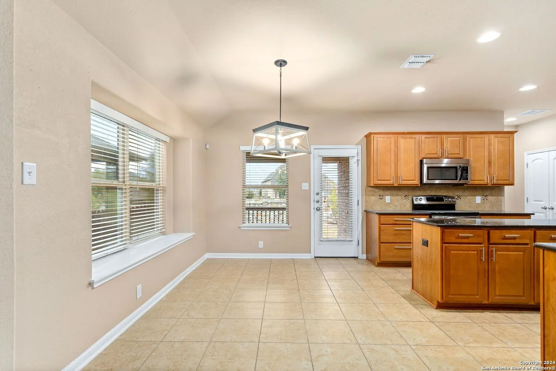 Photo of 809 LASERRA