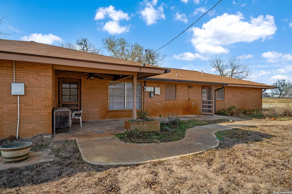 Photo of 7414 us highway 281