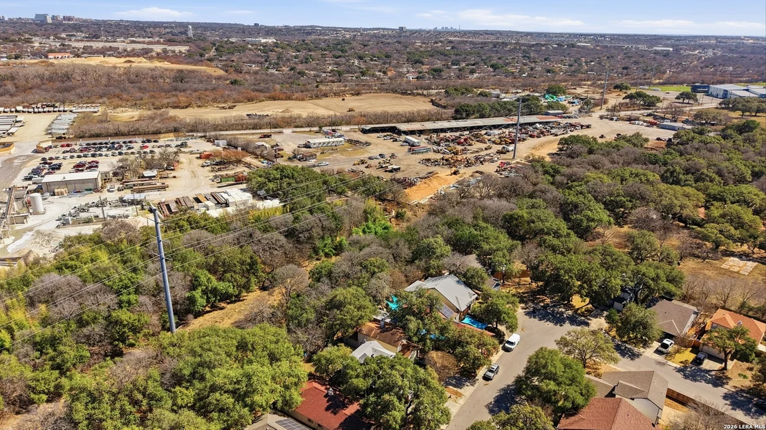 Photo of 6910 Quail Pines