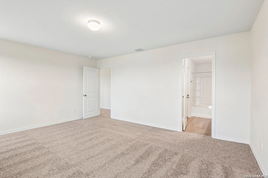 Photo of 448 Horizon Pointe