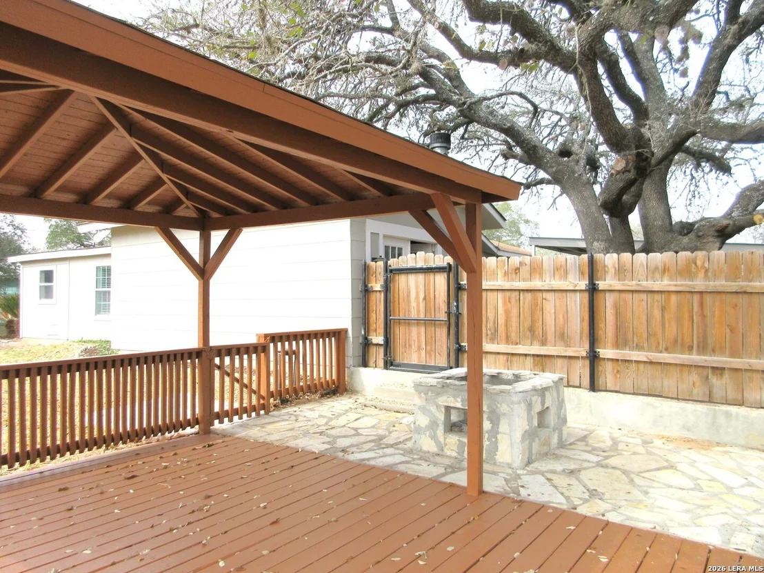 Photo of 301 Mockingbird