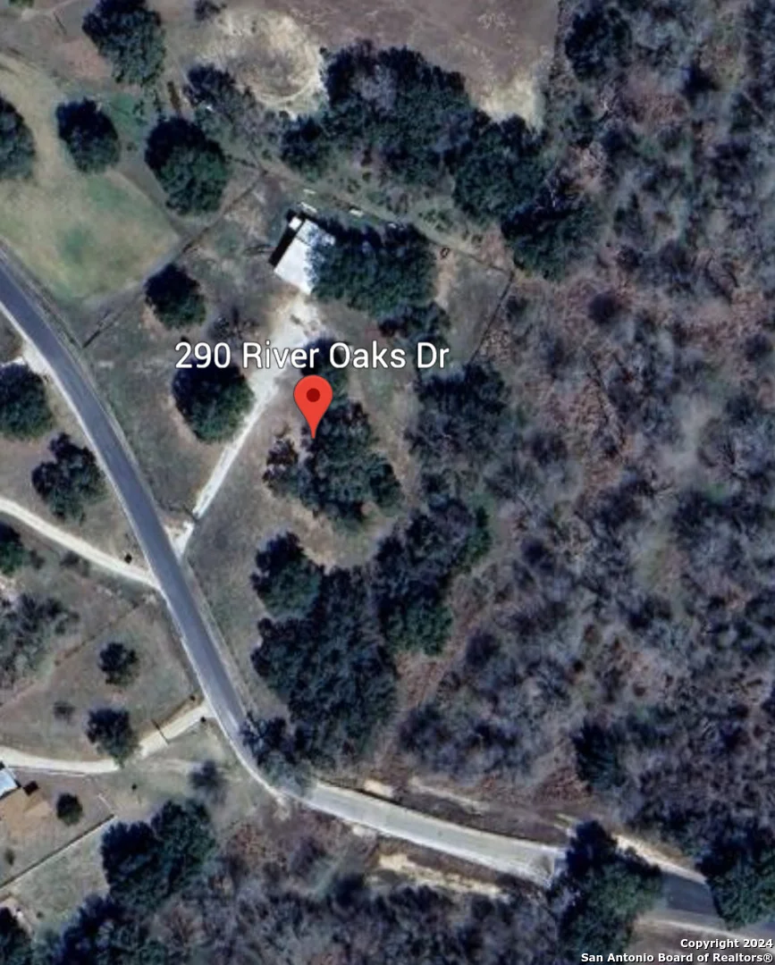Photo of 290 River Oaks