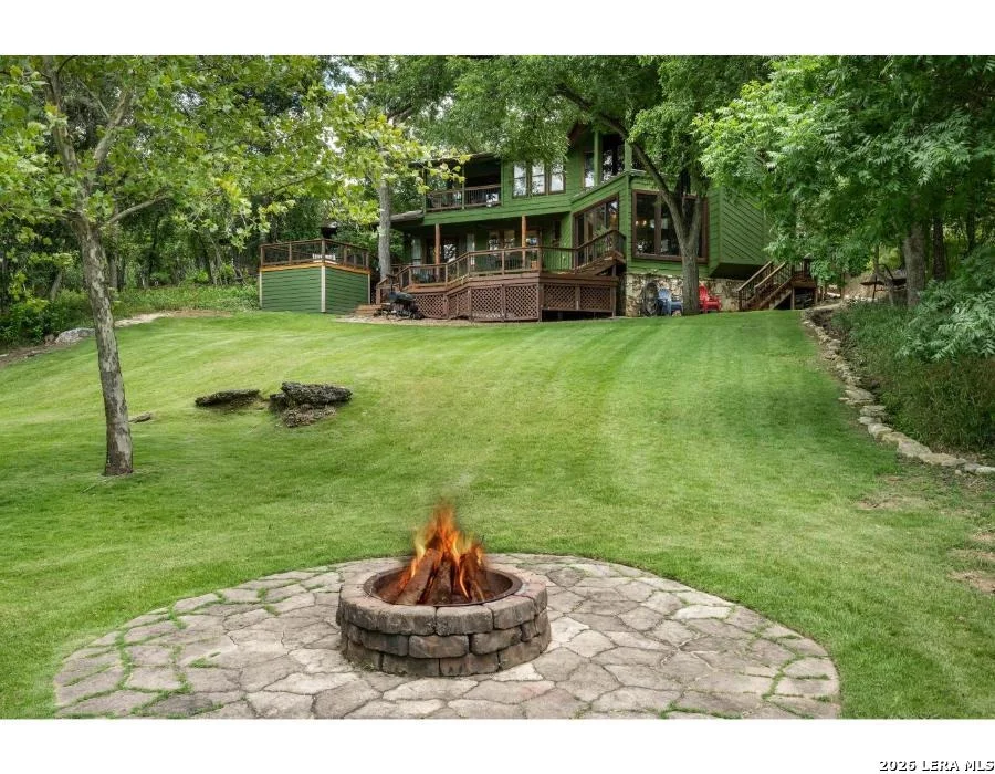 Photo of 9710 RIVER RD
