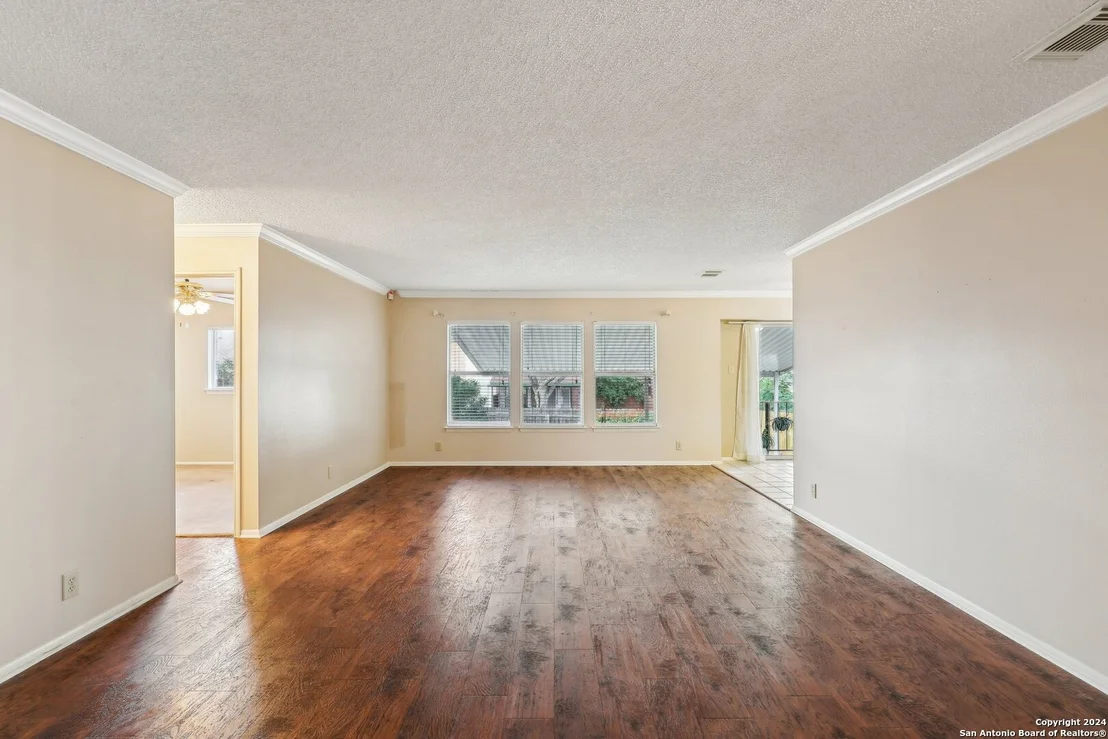 Photo of 9181 RIDGE PATH