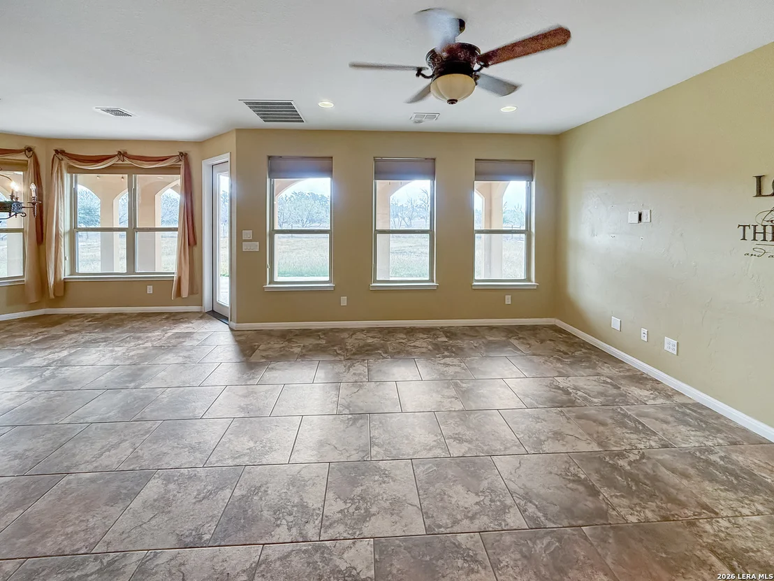 Photo of 2211 Old Lehmann Rd