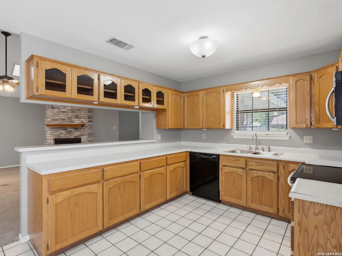 Photo of 526 Riverside Dr