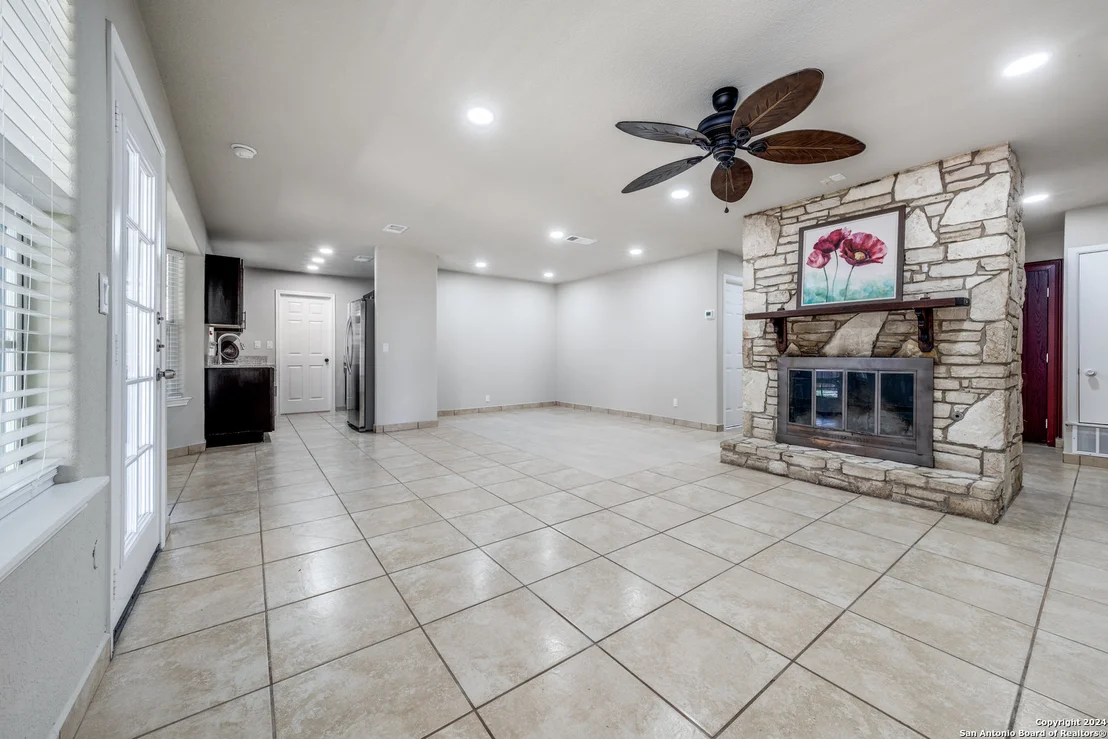 Photo of 9622 five forks