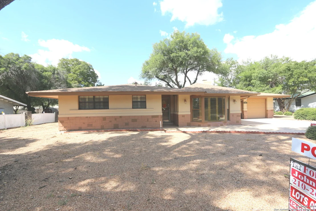 Photo of 5621 GALEWIND DR