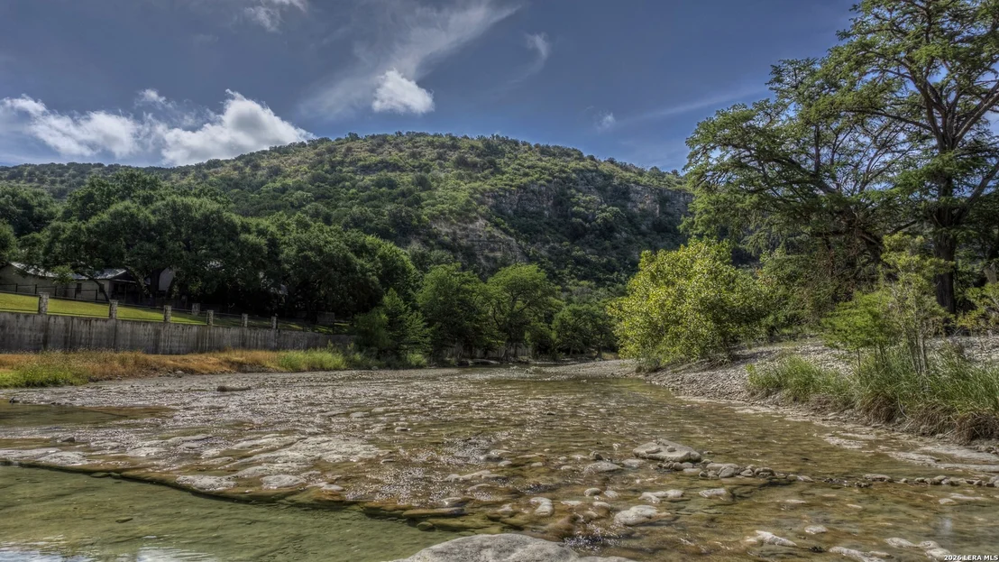Photo of 200 Skippin Stone Ln