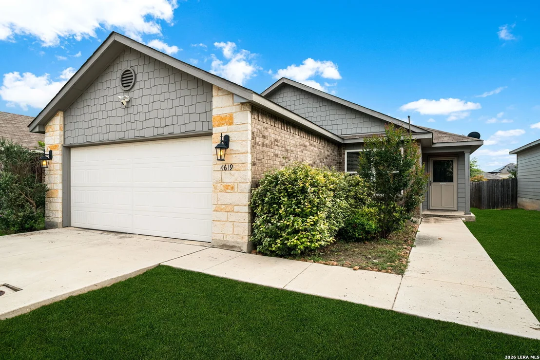 Photo of 4619 HEATHERS CROSS