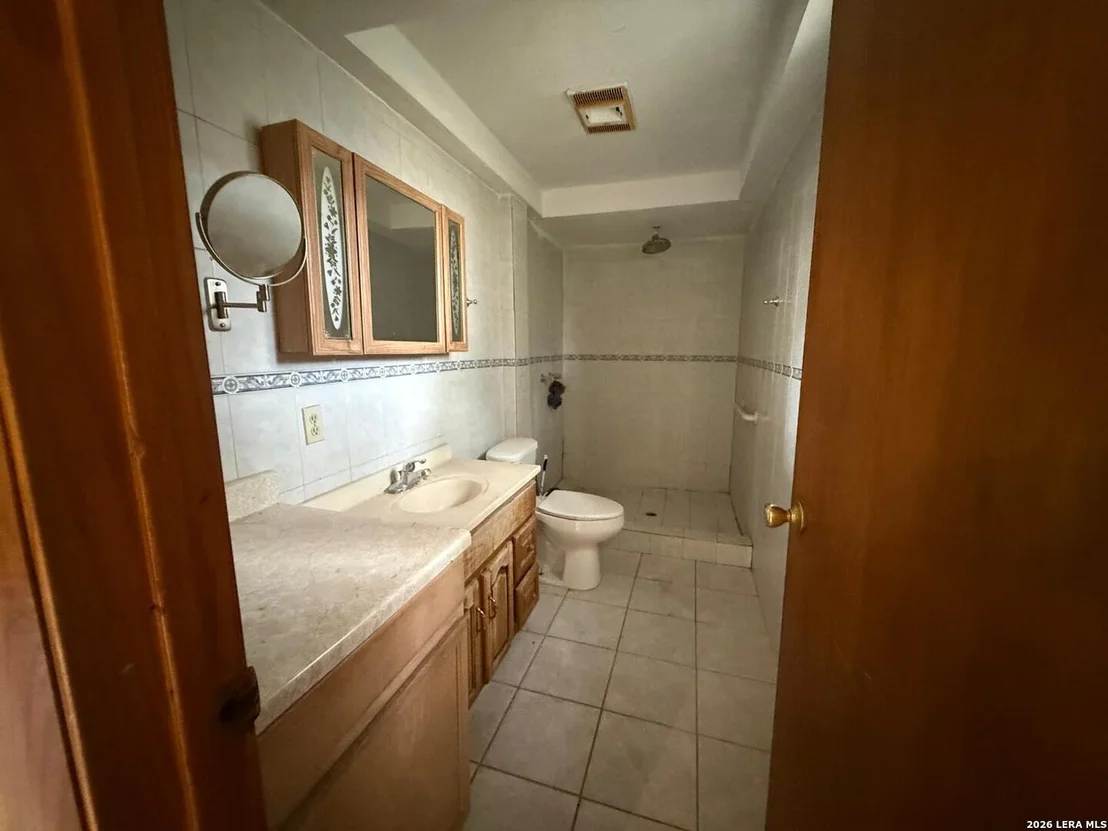 Photo of 3294 FRESNO LOOP