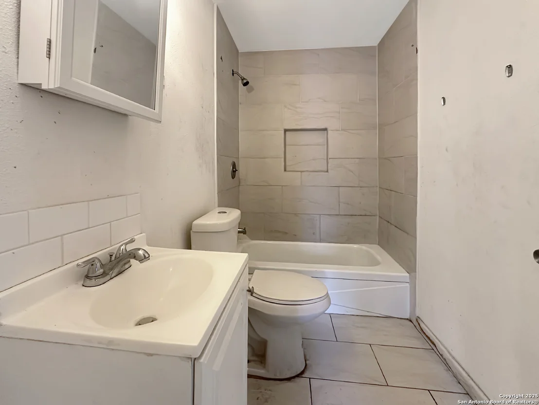 Photo of 307 Muegge