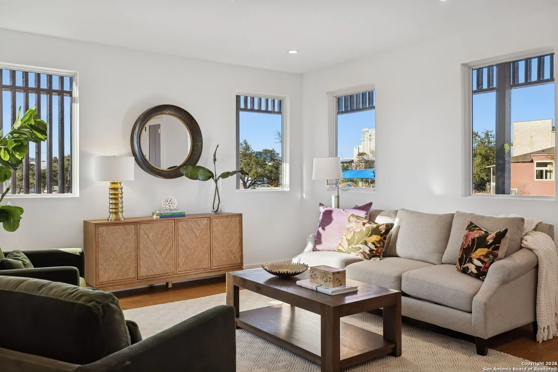 Photo of 502 McMonigal