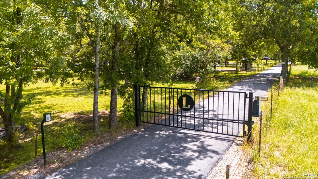 Photo of 479 Park Rd 23