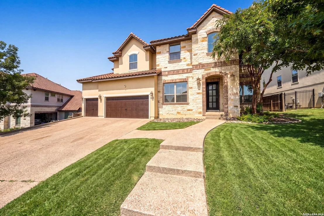 Photo of 25207 Estancia Cir,