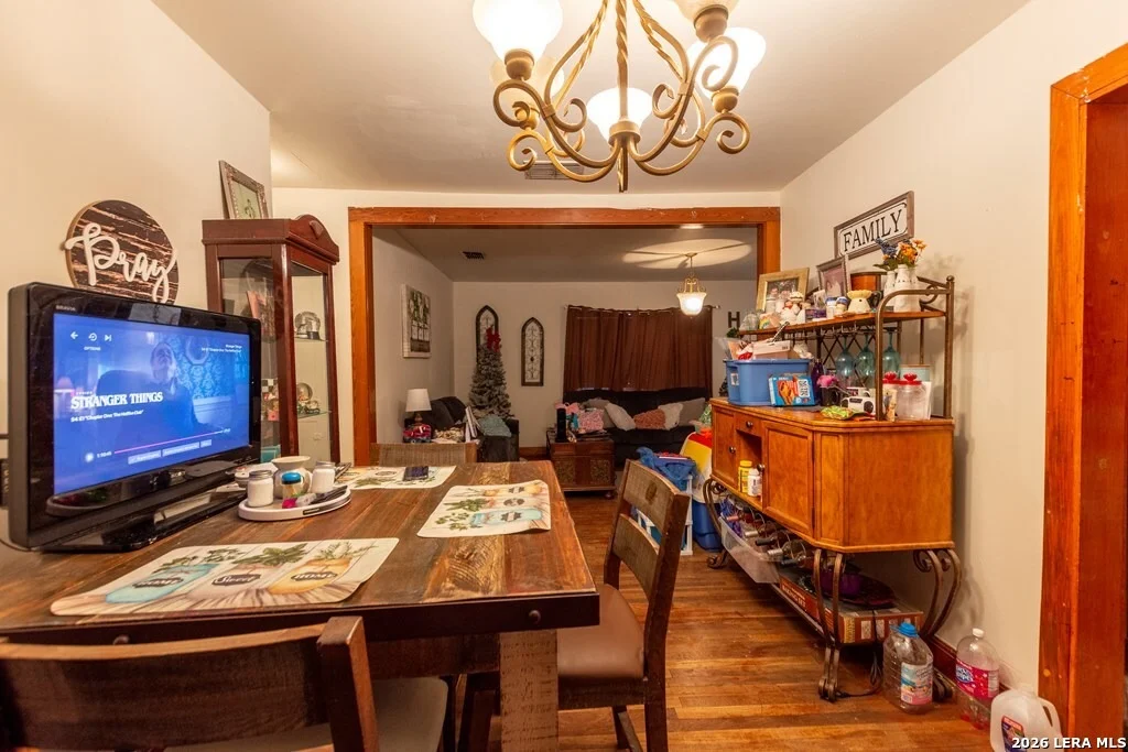 Photo of 546 Blanco