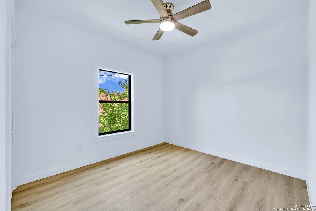 Photo of 1010 Denver Blvd
