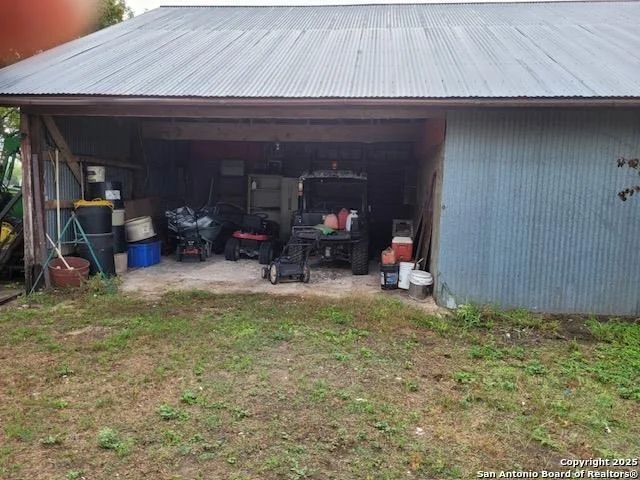 Photo of 227 Deaf Smith Rd