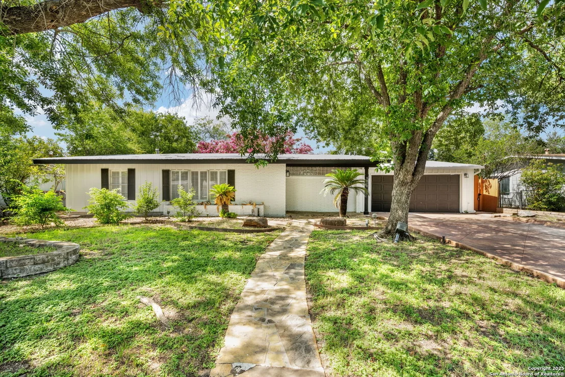 Photo of 2810 Bent Bow Dr