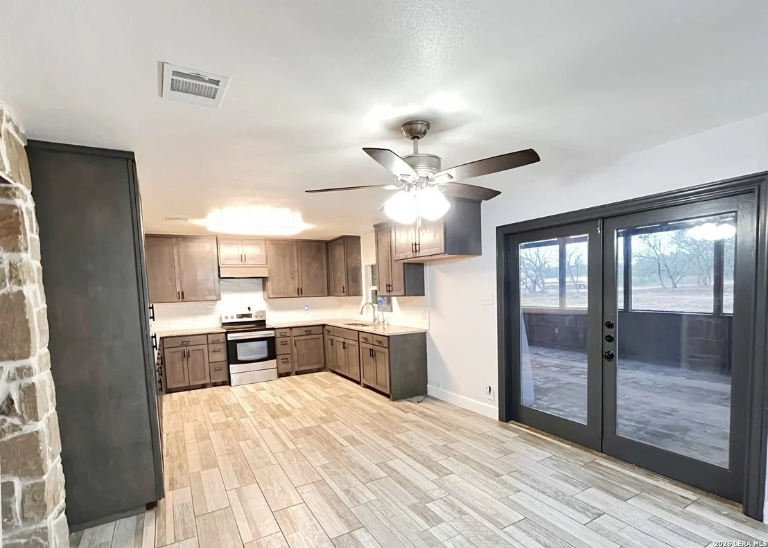 Photo of 12335 Shepherd
