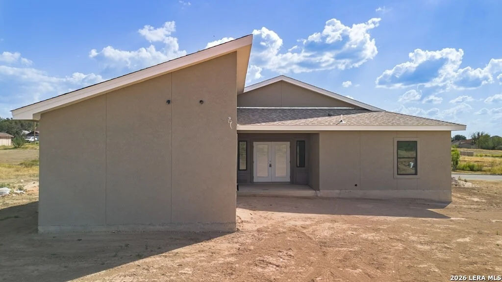 Photo of 825 Ceniza Dr.