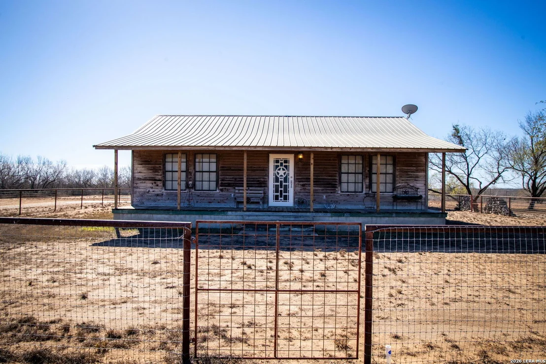 Photo of 320 county road 341