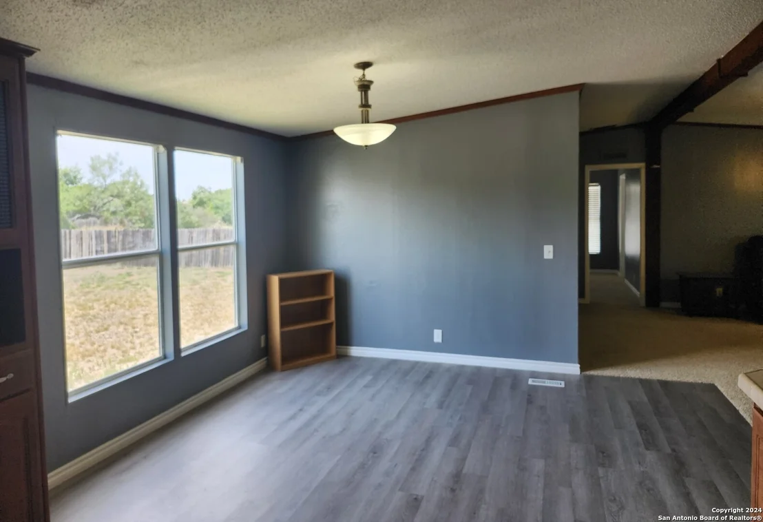 Photo of 905 COUNTY ROAD 3821