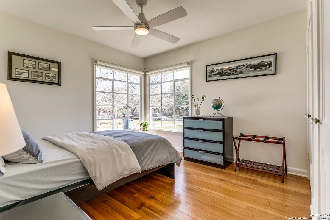 Photo of 447 Harmon