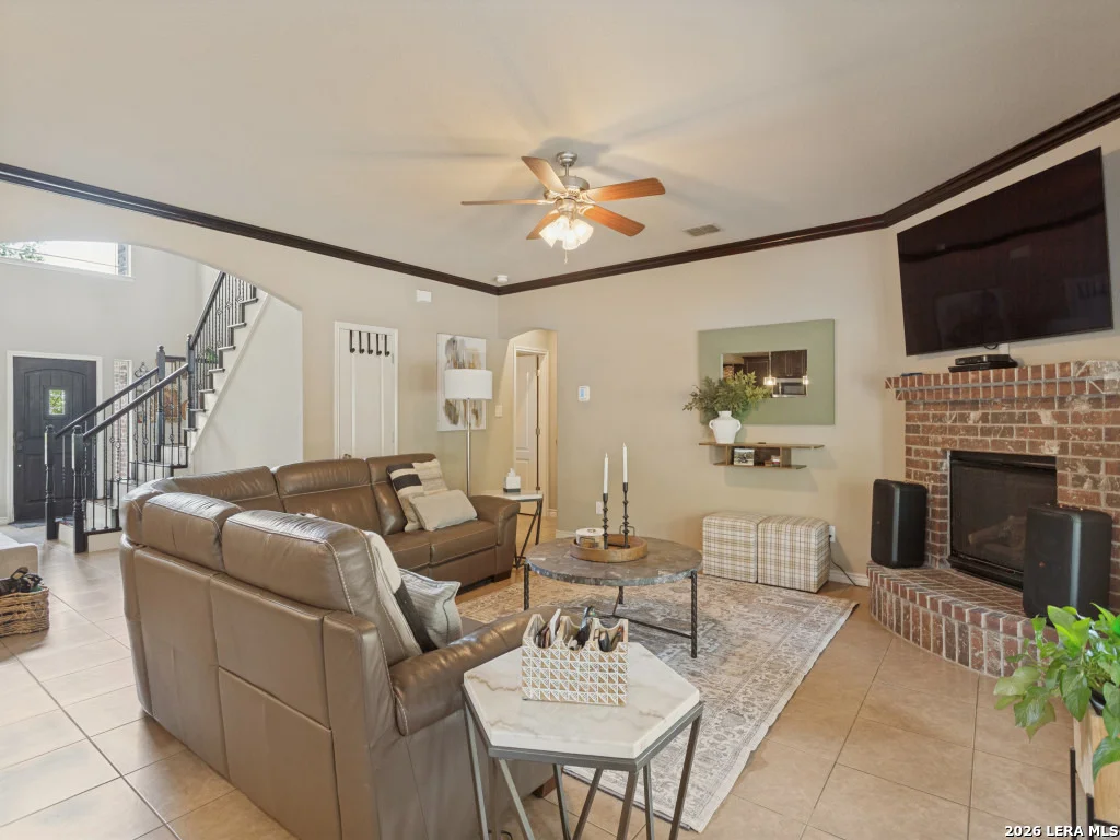 Photo of 21518 PROMONTORY CIR