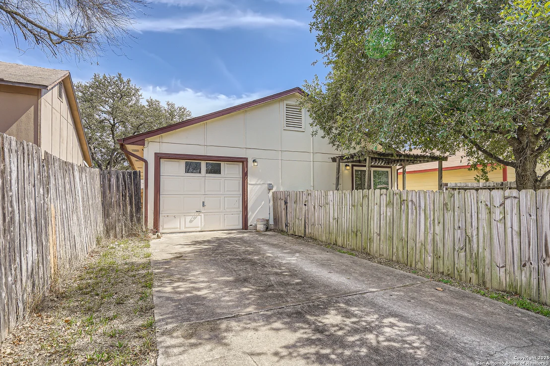 Photo of 7231 FERNVIEW
