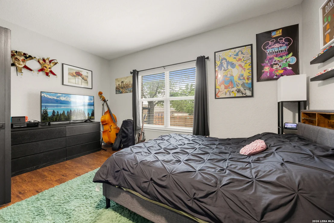 Photo of 4903 Green Jameson