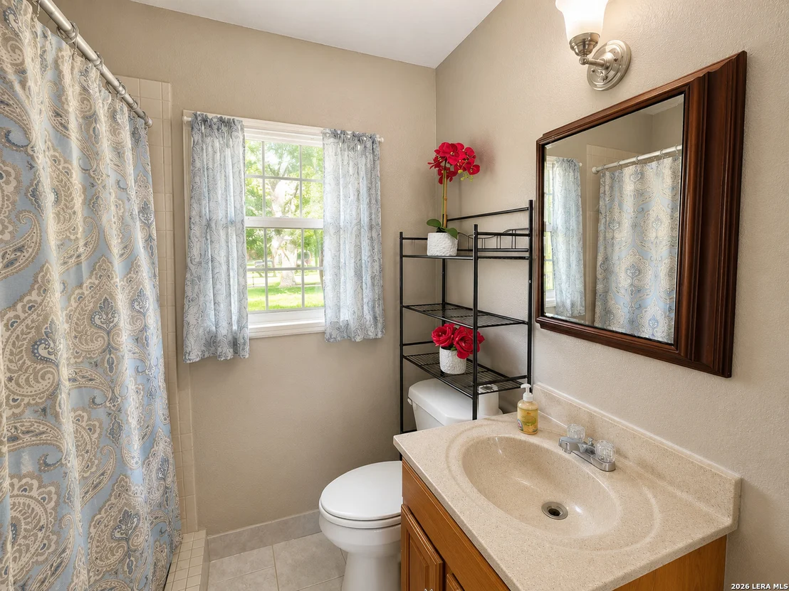 Photo of 338 Charcliff Dr