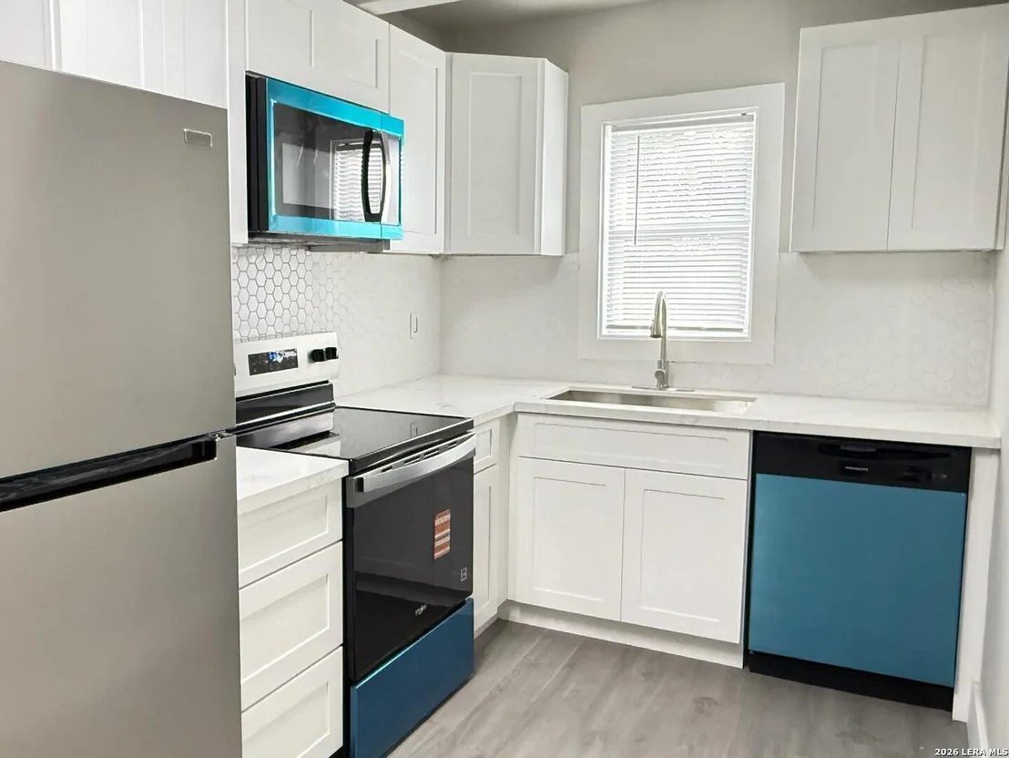 Photo of 503 E KING ST