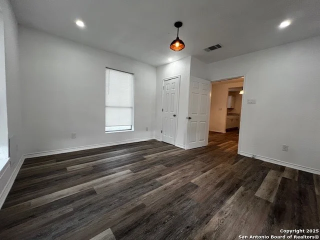 Photo of 308 W Coker