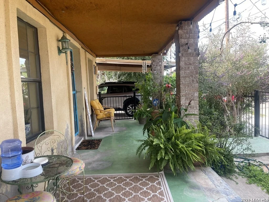 Photo of 927 Colorado