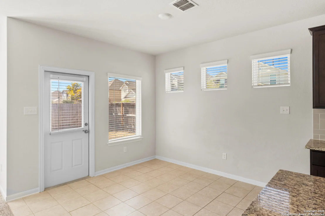 Photo of 8904 Portobello Way