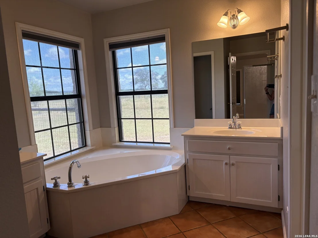 Photo of 472 Valley View Trail