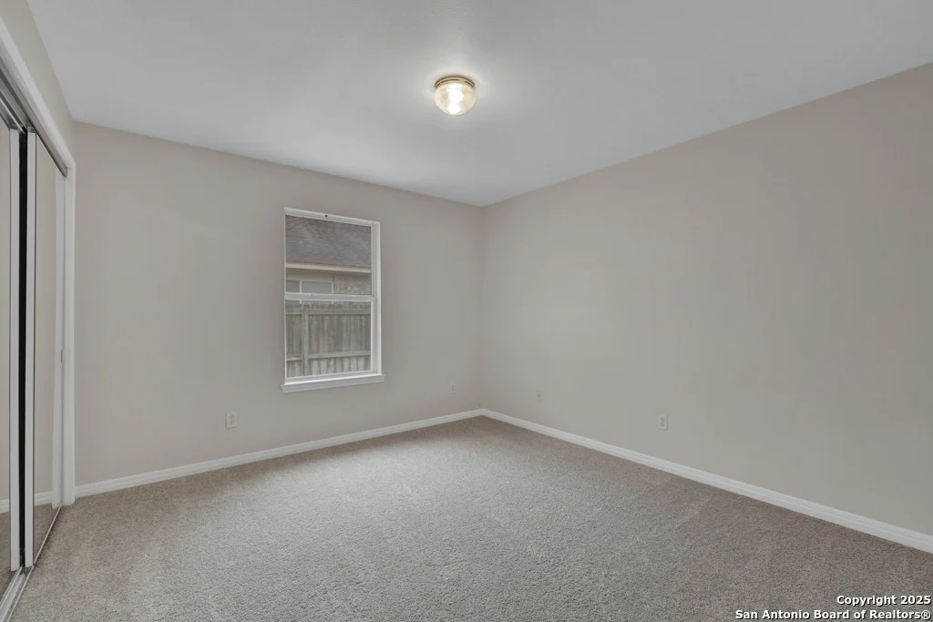 Photo of 461 WALNUT HEIGHTS BLVD