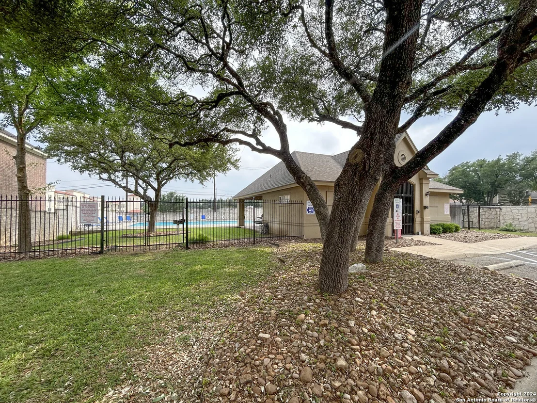 Photo of 22319 Mesa Knoll