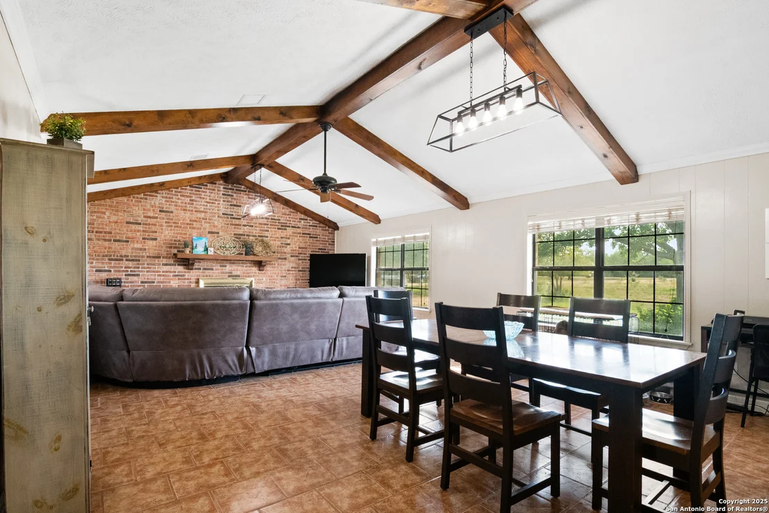 Photo of 1373 County Road 373
