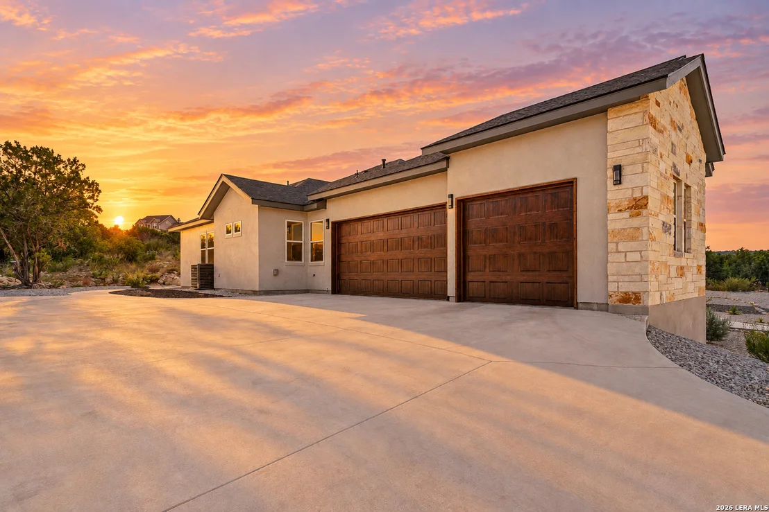 Photo of 250 Private Road 2775