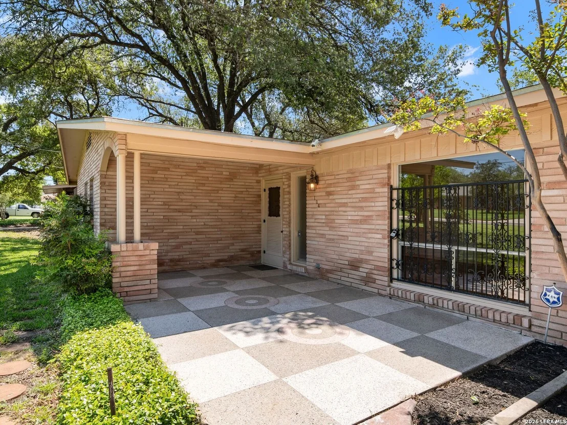 Photo of 104 Herweck Drive