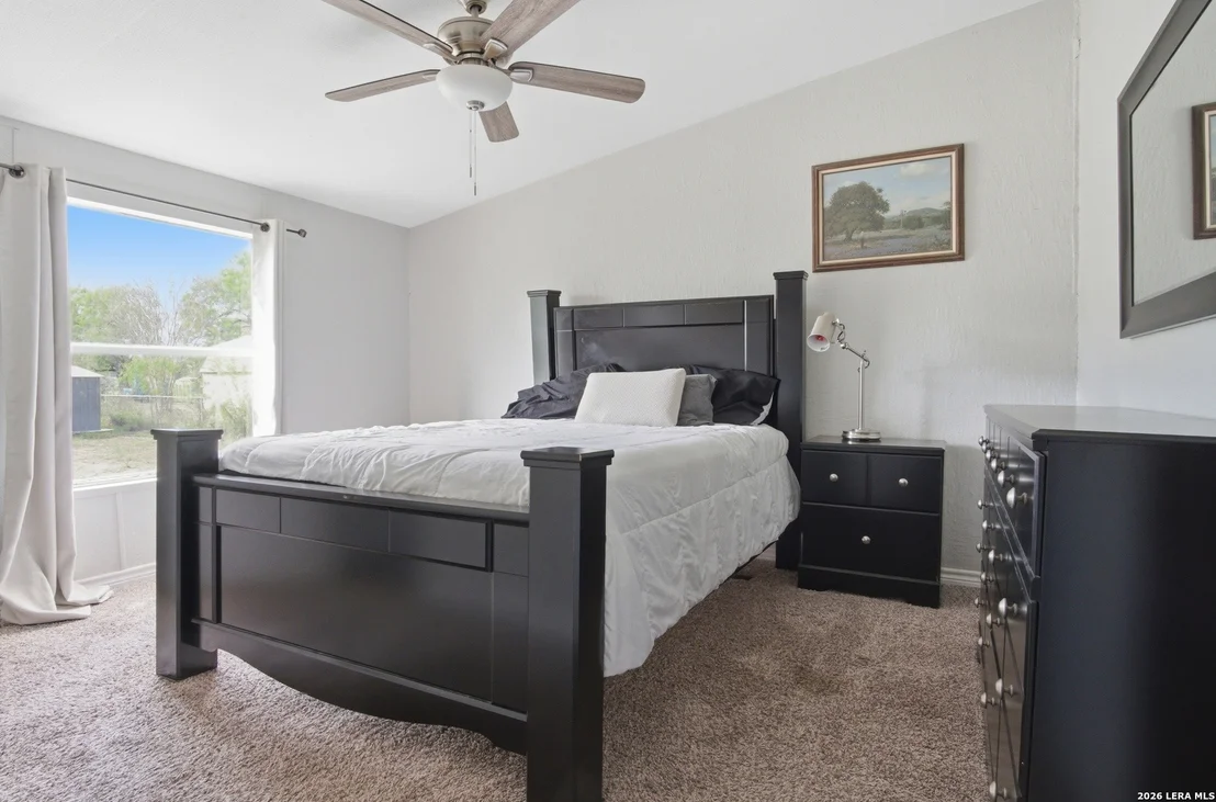 Photo of 1105 WALNUT ST