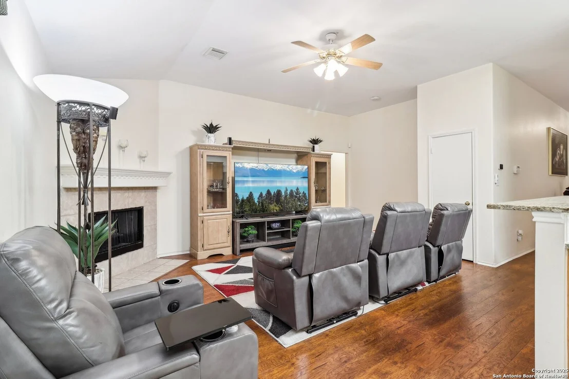 Photo of 9730 COPPERCREEK
