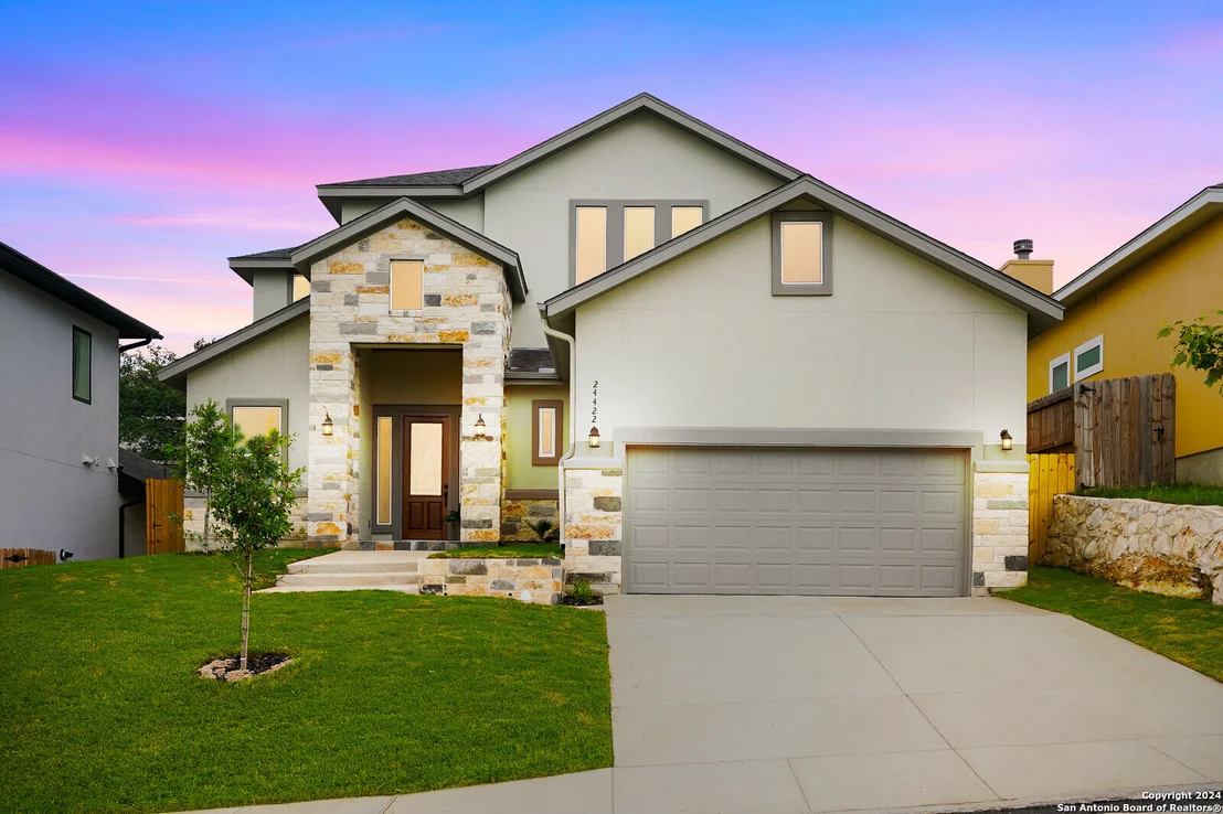 Photo of 24422 Canyon Row