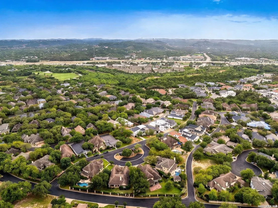Photo of 16 GRANTHAM GLN